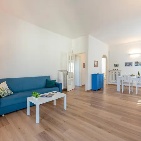 Flat In - Happy Apartment *